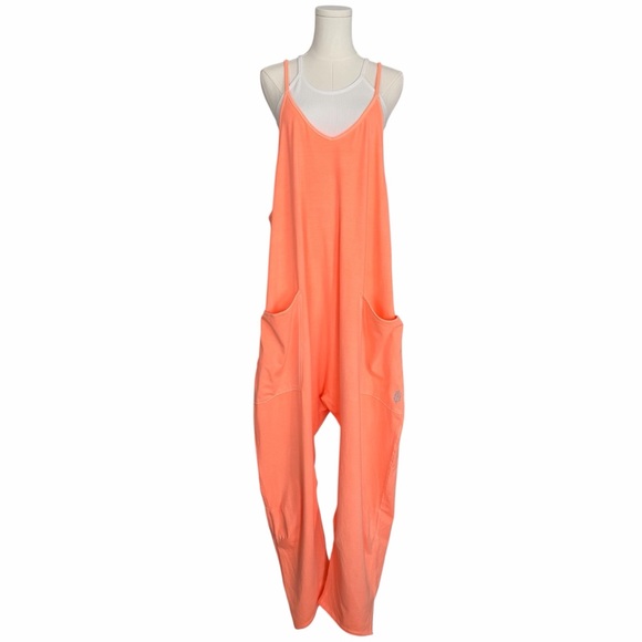 Free People FP Movement Hot Shot Onesie Large Pastel Peach Oversized Romper - Picture 3 of 14